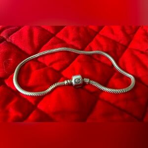 8” Sterling Silver Camilia Charm Beacelet